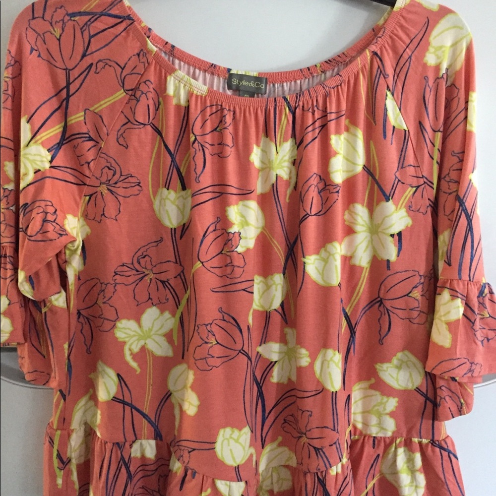 Style & CO Tulip Coral blouse new